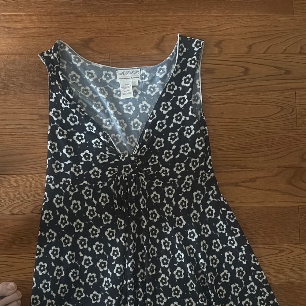Max Studio Black and White Floral Dress